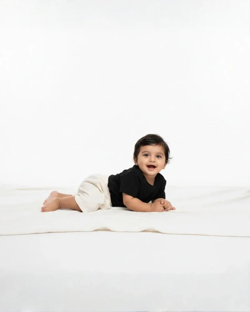 Crew Neck T-Shirt | 0-4 Yrs | For Both Girls & Boys | Black - Avaiya Store